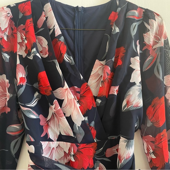 Cupshe NWT surplice neck belted mini dress size M - Picture 6 of 7